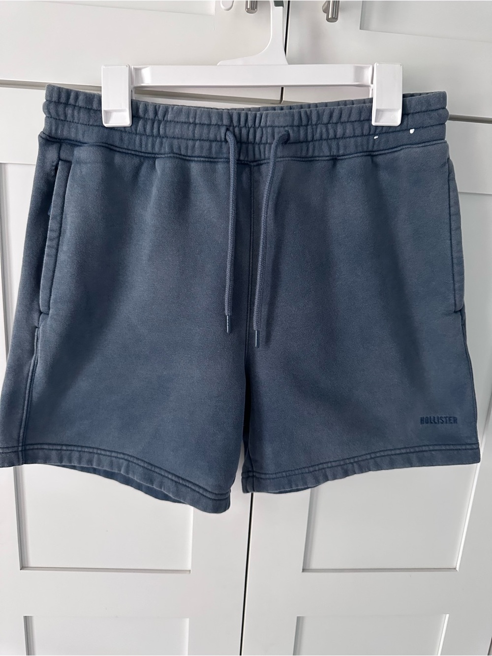 Hollister Men’s Slate Blue Drawstring Athletic Shorts